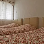 Cheerful 4-Bedrooms Residents Home