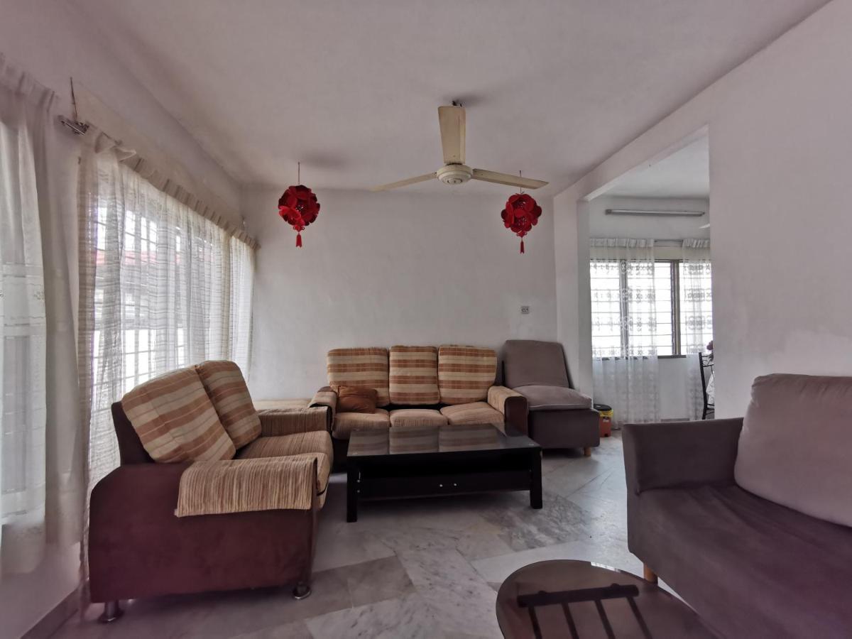 Rumah percutian Cheerful 4-bedrooms Residents *